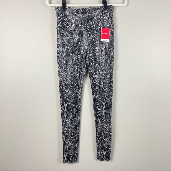 Spanx Leggings Womens Medium Faux Leather Snake Shine Grey Pants Athletic - Picture 1 of 8